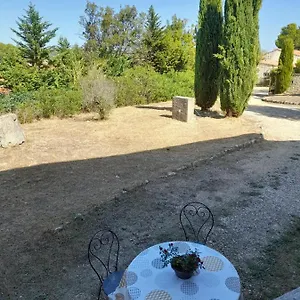 https://chez-mamie-2.fr-provencehotel.com